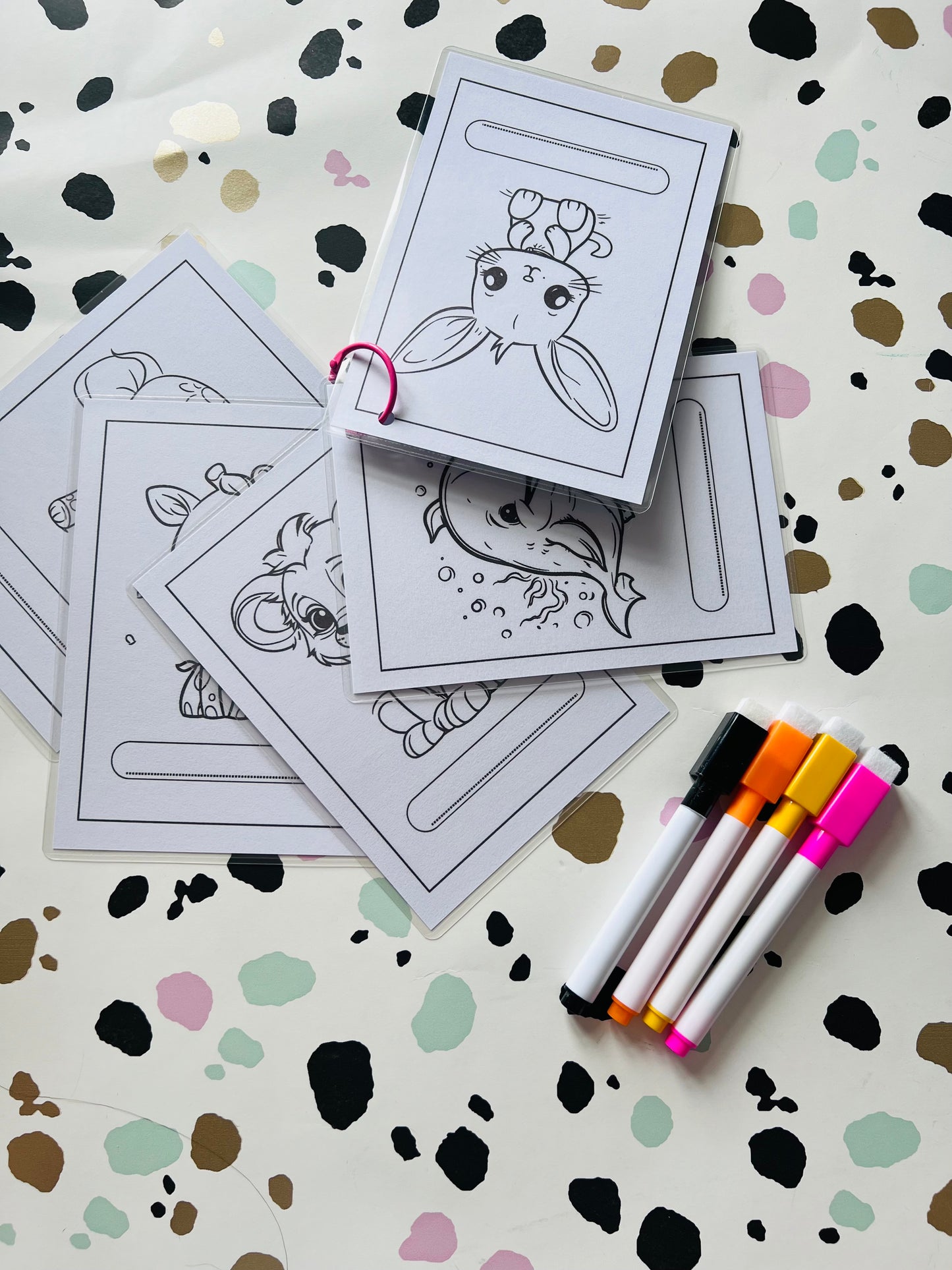 Animal colouring Activity Wipe Clean Book - Crafts On The Go - Pocket Money Crafts - Children’s Learning - Children’s Colouring Books - Home Education