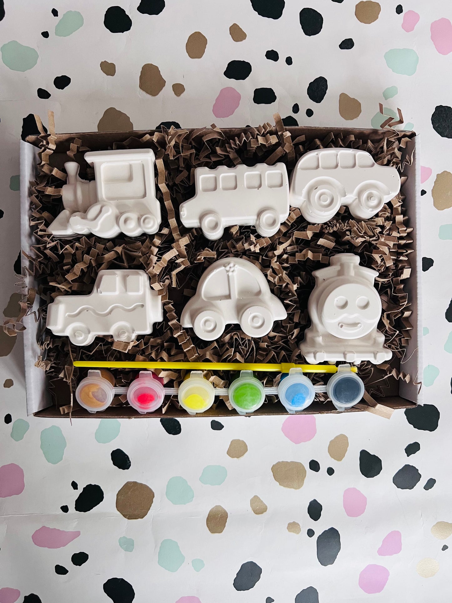 Vehicle inspired plaster of paris craft box - Activity set - Room decoration - Childrens Gifts - Gifts - Paintable - Painting - Mario
