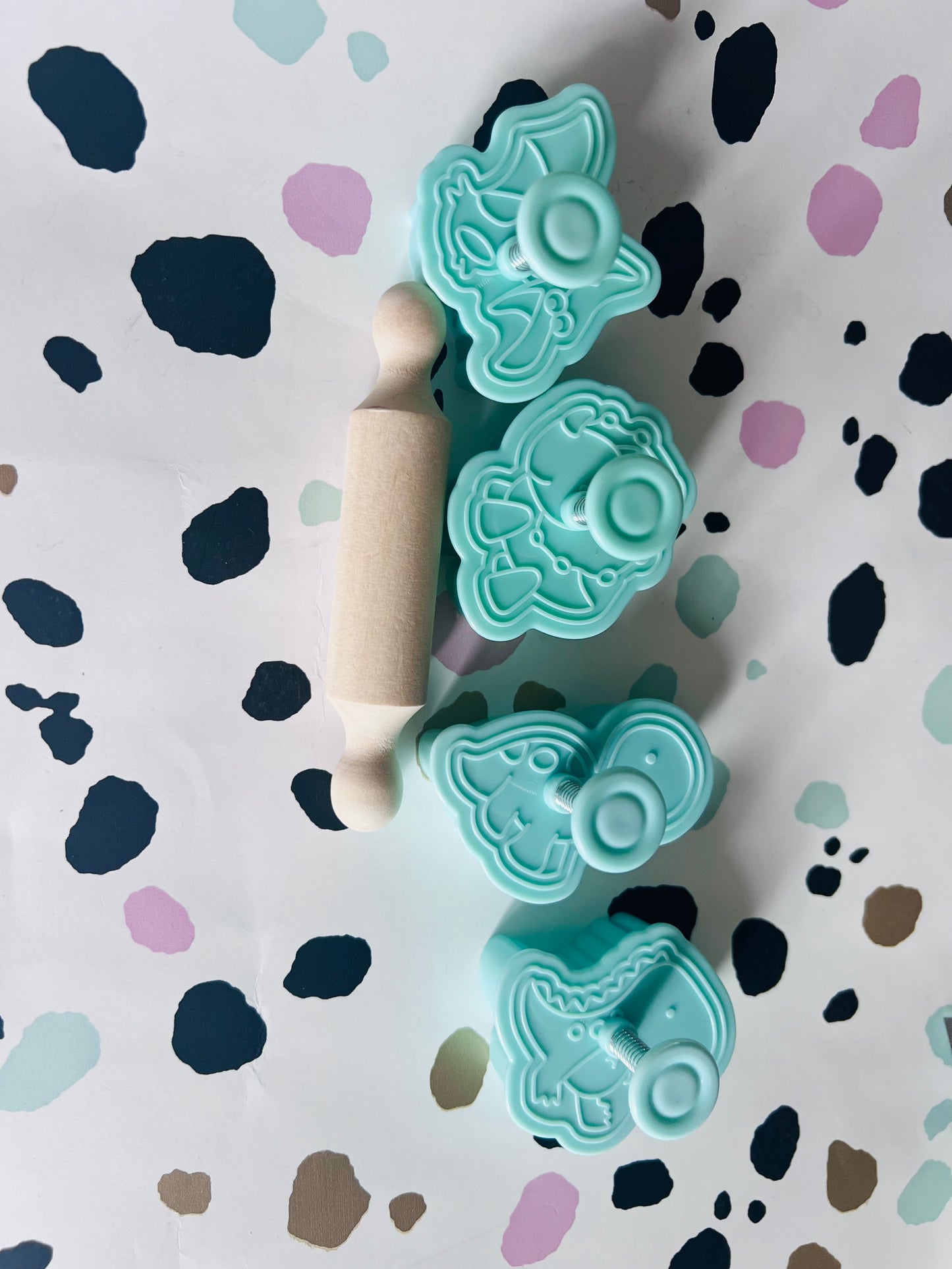 Dinosaur Modelling dough Shapes and cutters - Sensory Play - Semh - SEN - Home Education- Dough Fun - Eco Friendly children’s gifts - Gift ideas for children - Party Favours - children’s Crafts