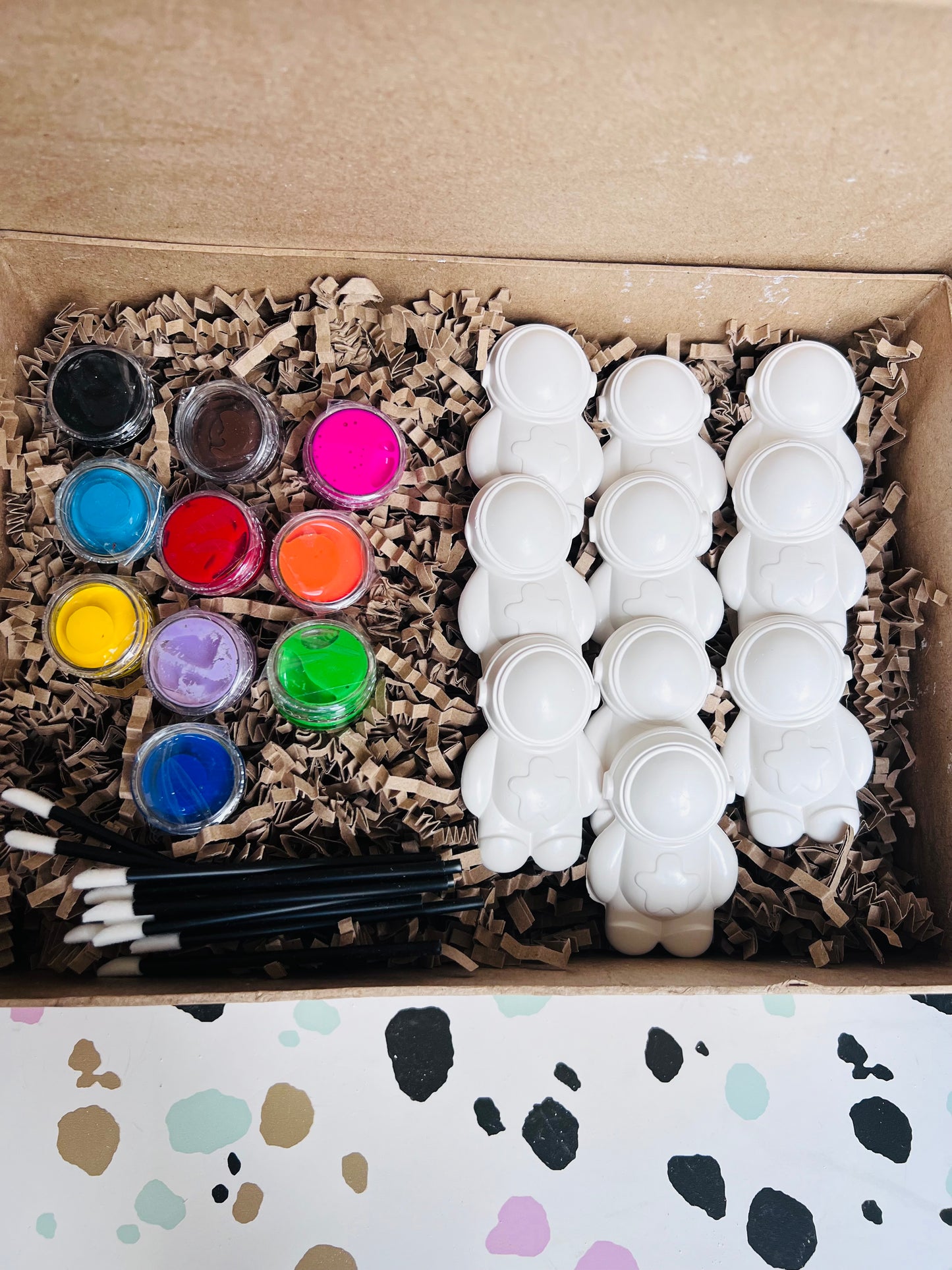 Paint your own Astronaut party package