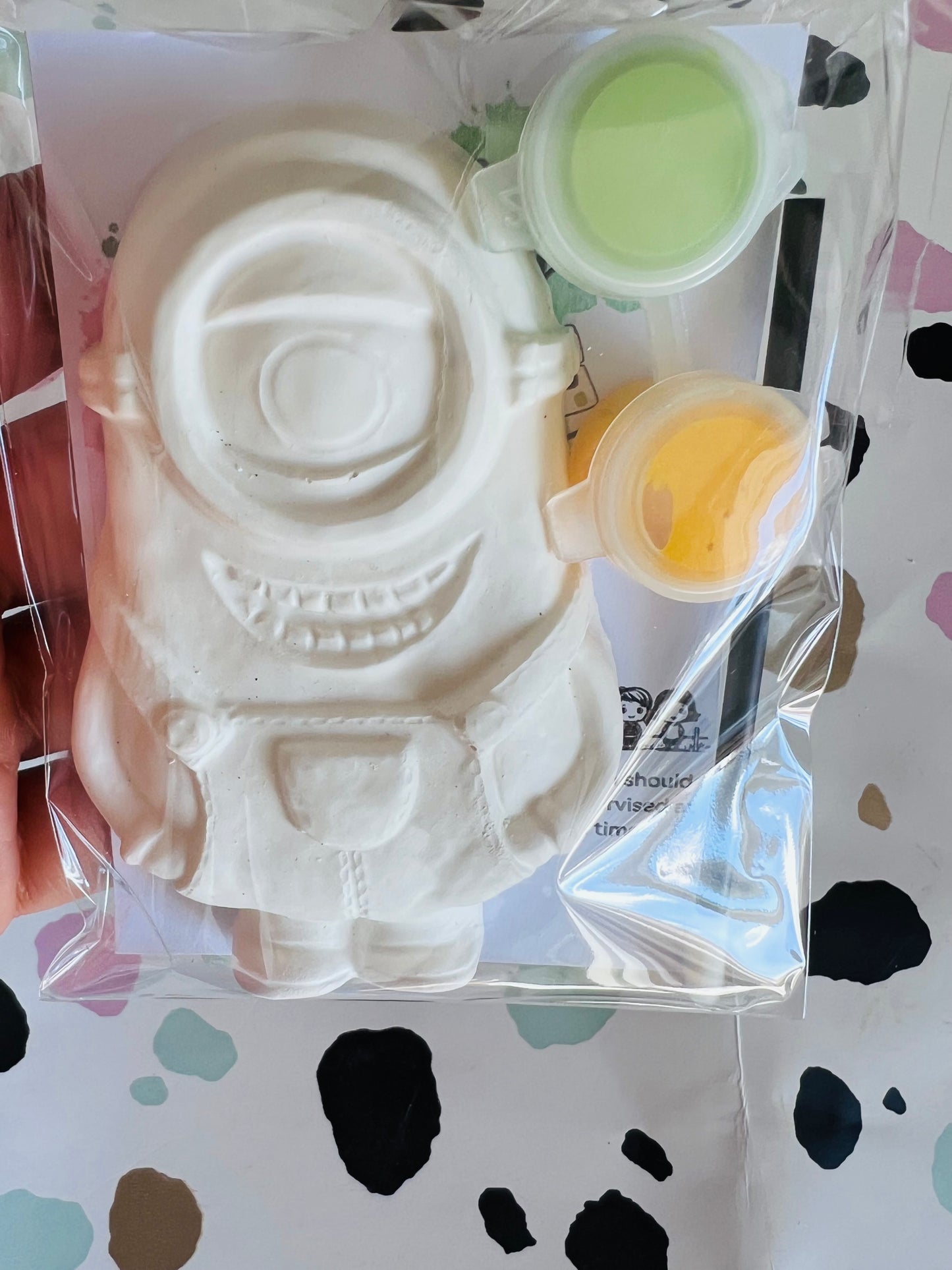Paint your own despicable minion - Activity set - Room decoration - Childrens Gifts - Gifts - Paintable - Painting - Party