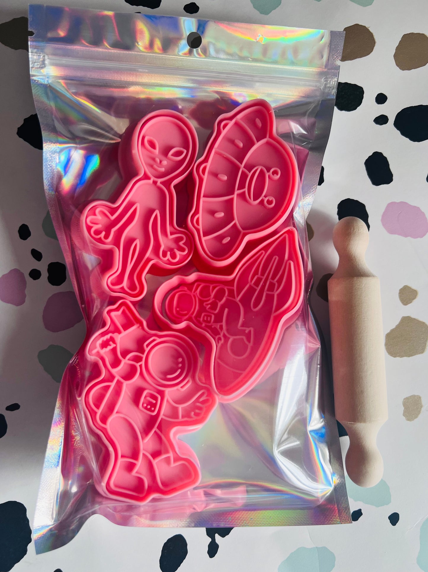 Space Shapes and cutters - Sensory Play - Semh - SEN - Home Education- Dough Fun - Eco Friendly children’s gifts - Gift ideas for children - Party Favours - children’s Crafts