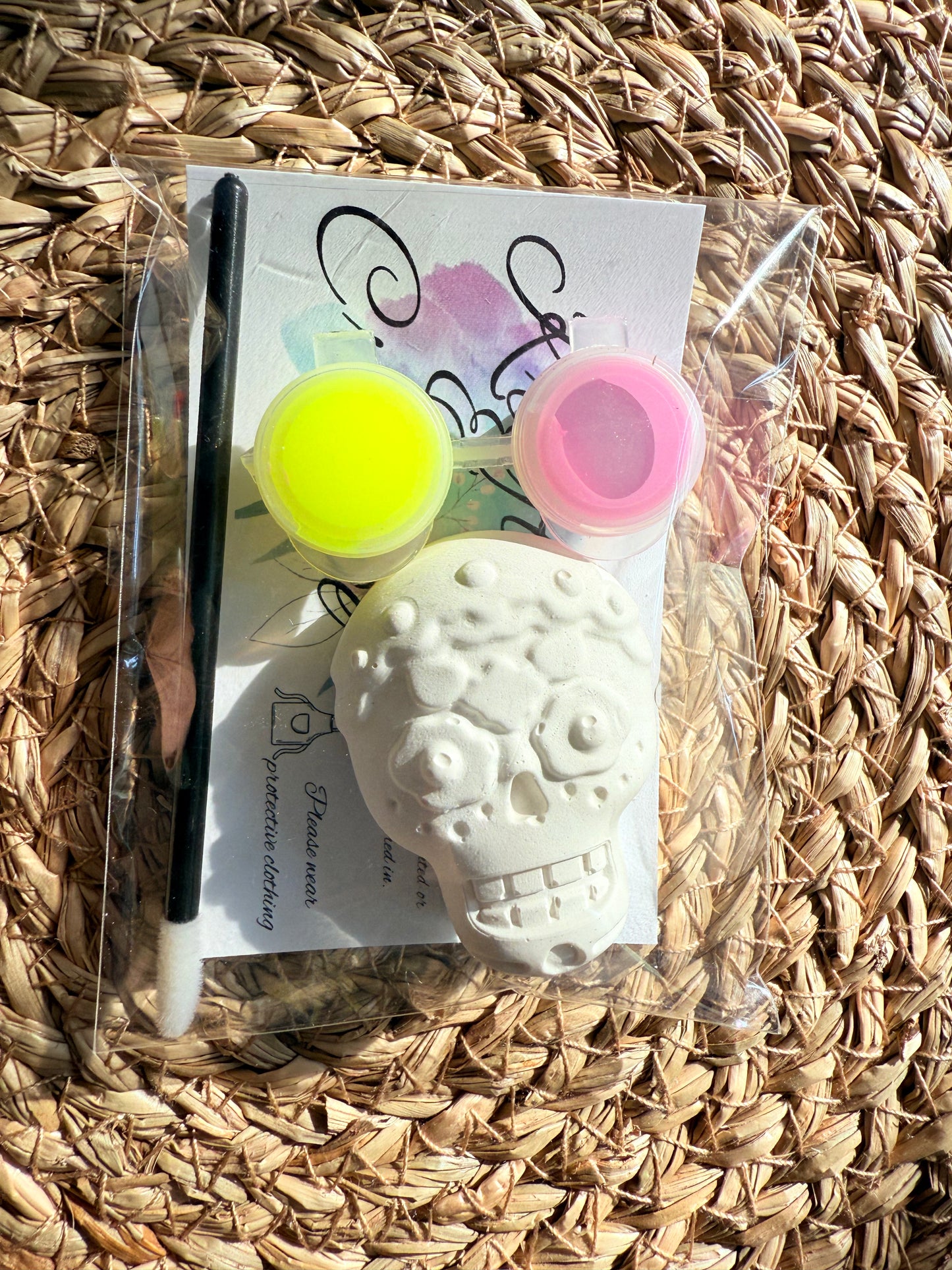 Paint your own flower skull Halloween themed craft box - Halloween decorations- Halloween ideas - Halloween crafts - children’s craft kits - children craft ideas - kids activities - paint your own figures - painting kit