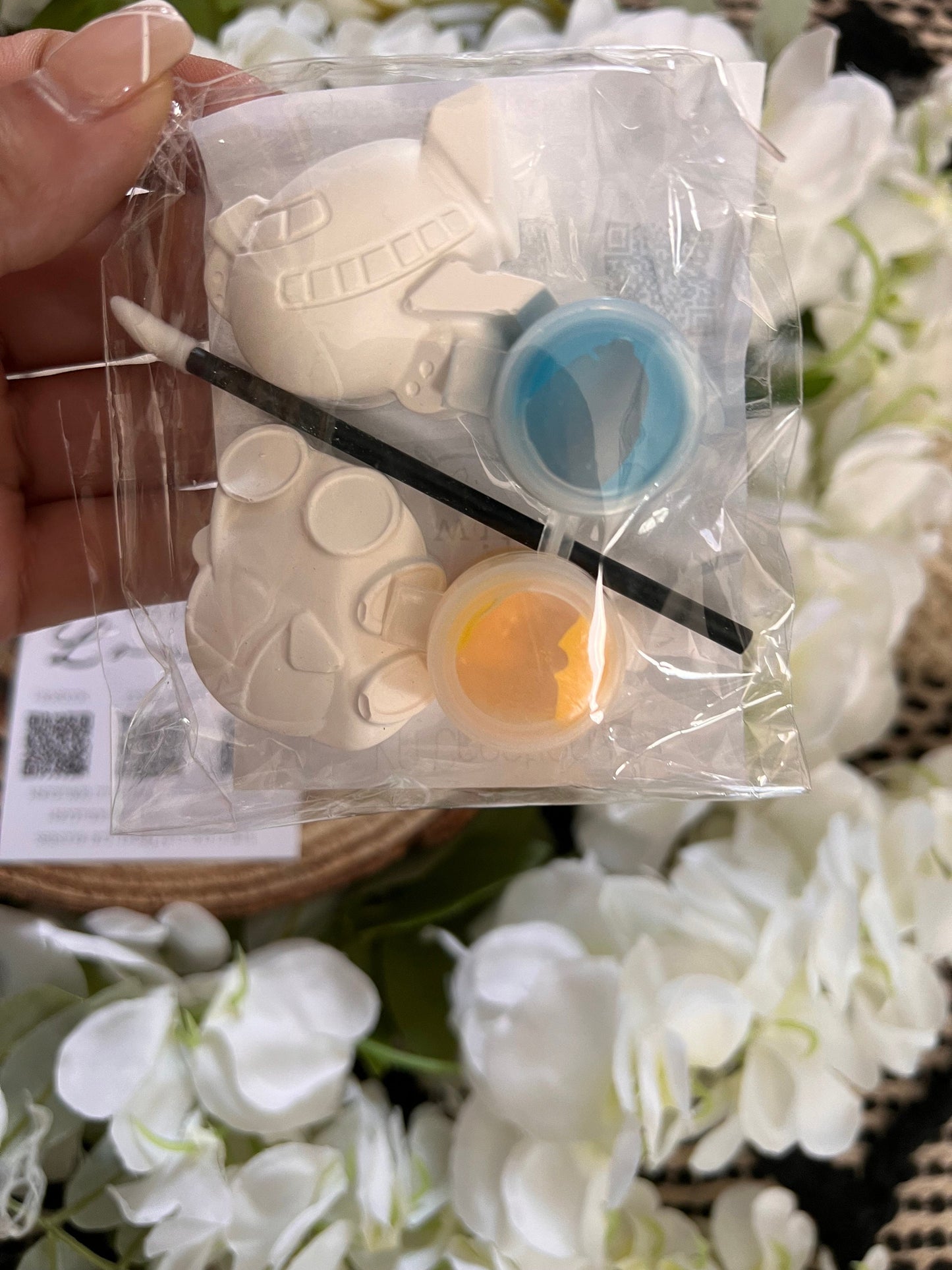 Paint your own plaster of Paris transport moulds - Activity set - Room decoration - Childrens Gifts - Paintable - Painting - Party Favour