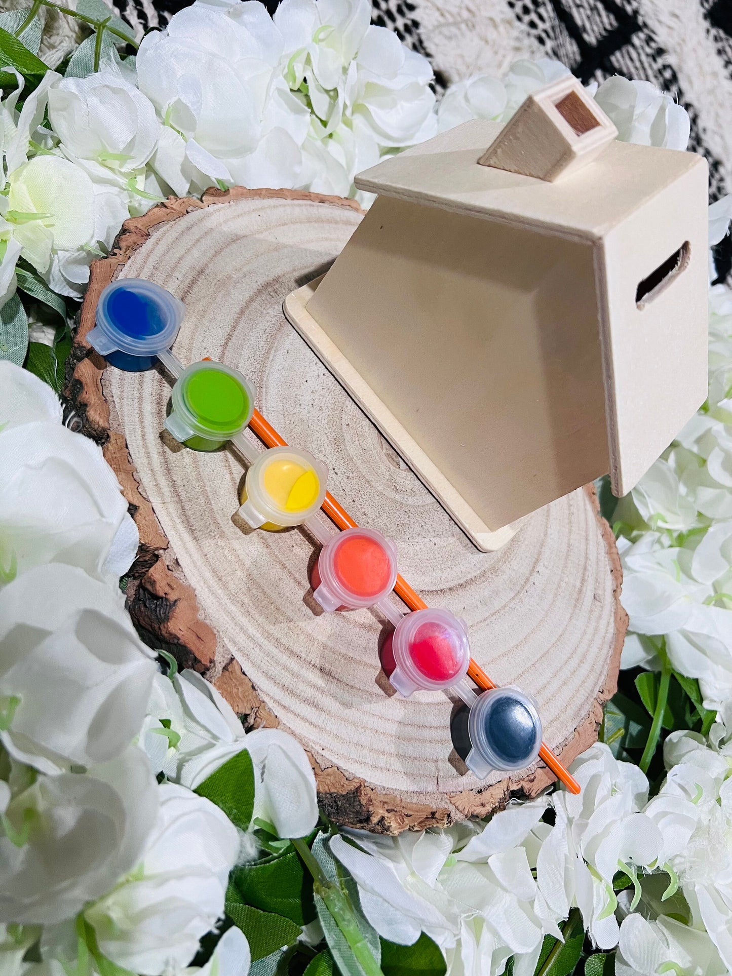 Paint your own Money box house - Activity set - Room decoration - Childrens Gifts - Gift - Paintable - Painting - wooden crafts - Craft Kit