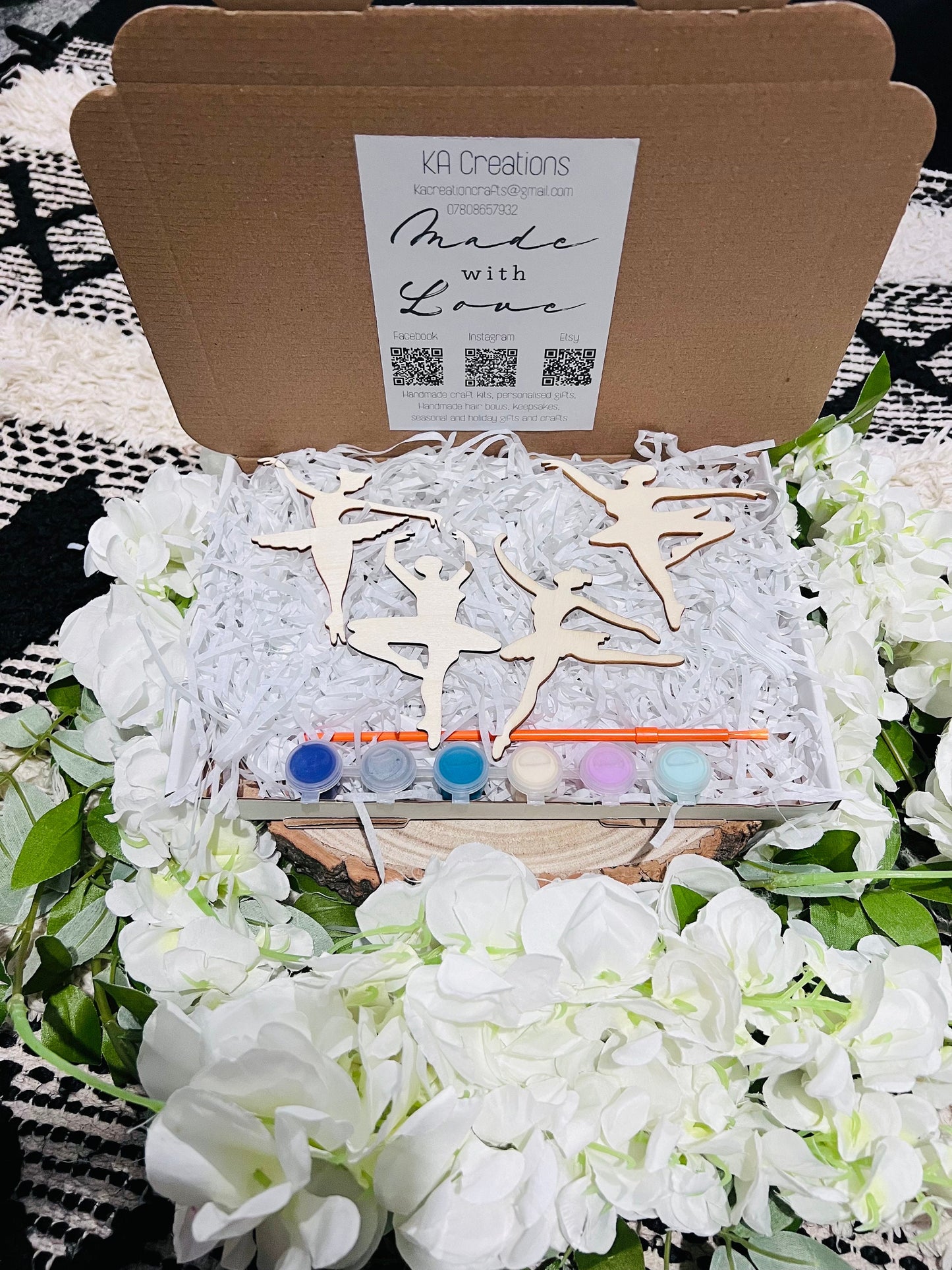Paint your dance figures box - Activity set - Room decoration - Childrens Gifts - Gift - Wooden Craft - Paintable - Painting - crafts - Craft Kit - ballet