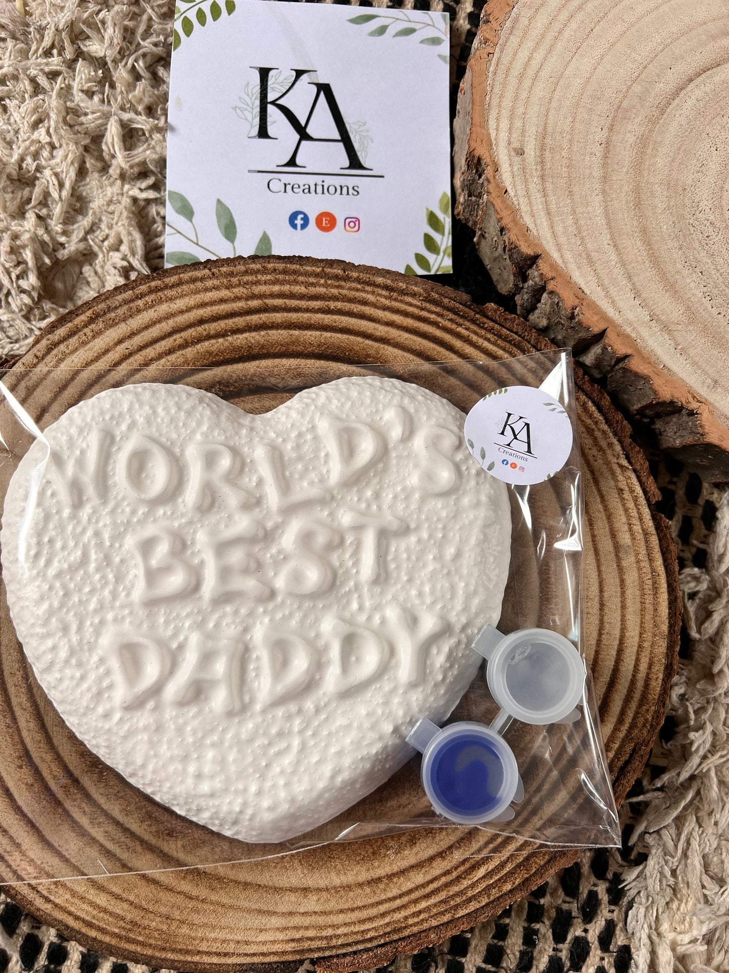 Paint your own best daddy heart - Activity set - Room decoration - Childrens Gifts - Gifts - Paintable - Painting - gifts for dad - fathers