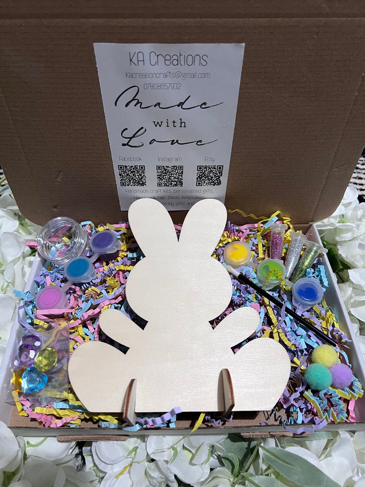Paint your own wooden bunny - Activity set - Room decoration - Childrens Gifts - Gifts - Paintable - Painting - Easter bunny - egg hunt