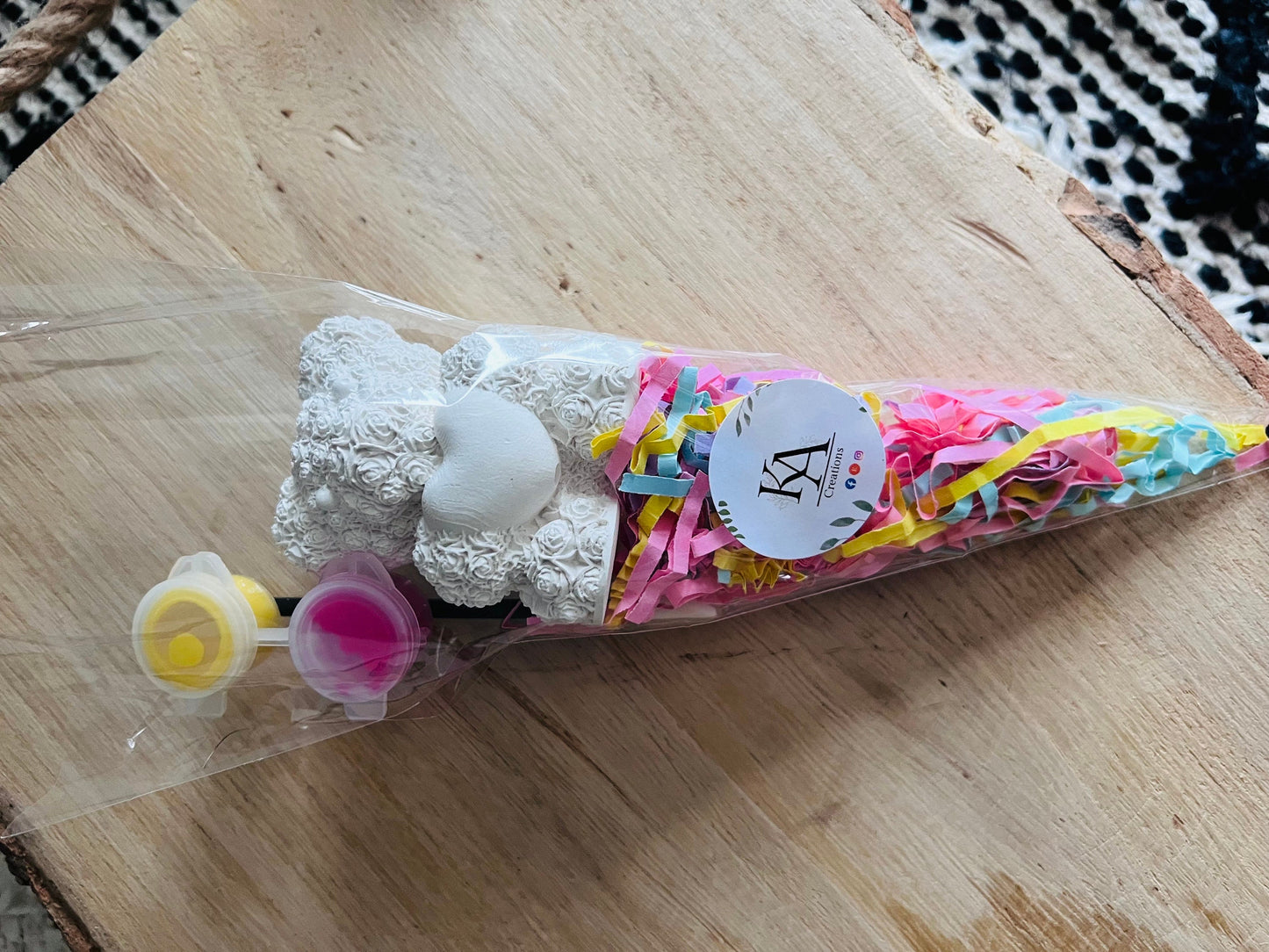 Paint your own Rose Bear party favour gifts - Activity set - Room decoration - Childrens Gifts - Gifts - Paintable - Painting - Heart
