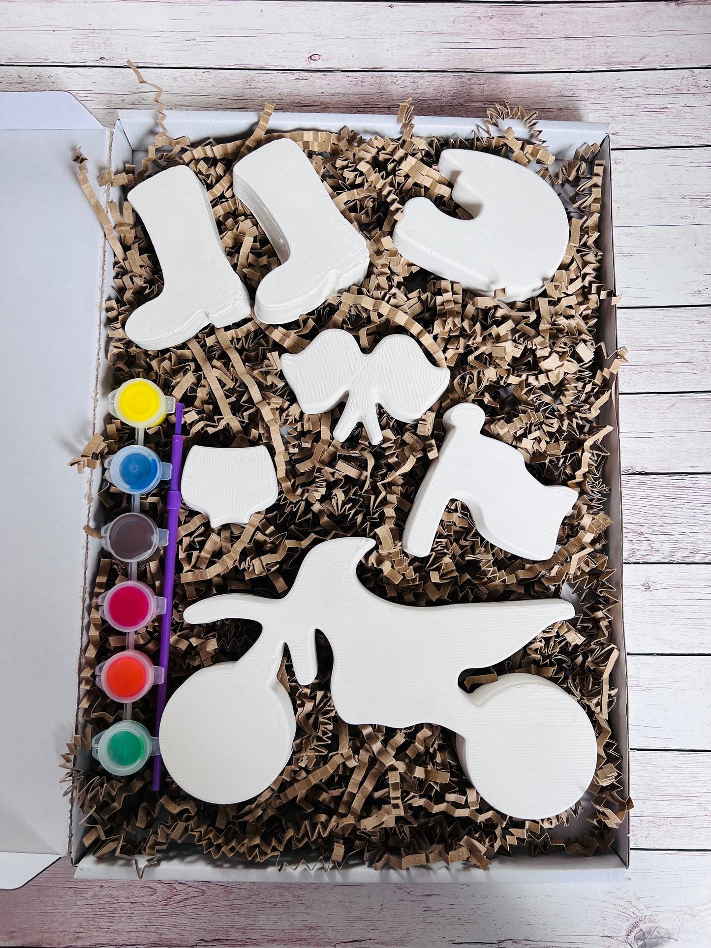 Motorcross inspired plaster of Paris craft box - Activity set - Room decoration - Childrens Gifts - Gifts - Paintable - Painting - Dirtbike