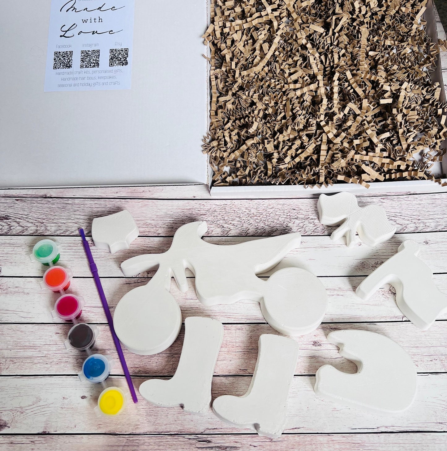 Motorcross inspired plaster of Paris craft box - Activity set - Room decoration - Childrens Gifts - Gifts - Paintable - Painting - Dirtbike