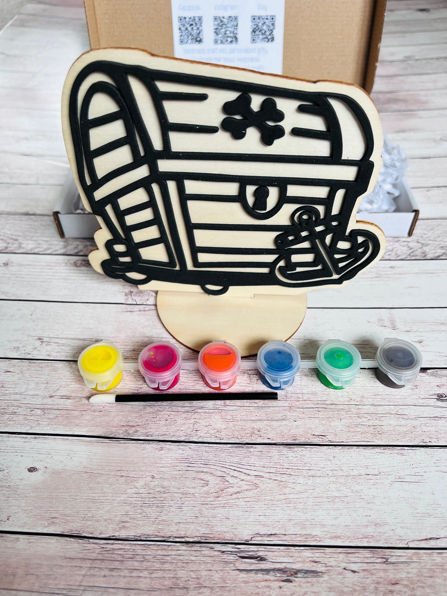Paint your own Treasure chest - Activity set - Room decoration - Childrens Gifts - Paintable - Painting - Craft Kit - Toddler craft kit