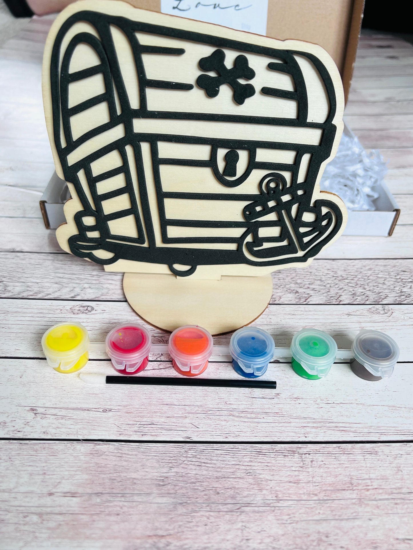 Paint your own Treasure chest - Activity set - Room decoration - Childrens Gifts - Paintable - Painting - Craft Kit - Toddler craft kit