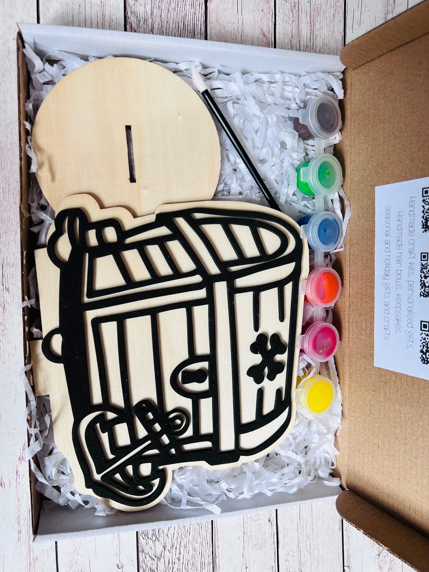 Paint your own Treasure chest - Activity set - Room decoration - Childrens Gifts - Paintable - Painting - Craft Kit - Toddler craft kit