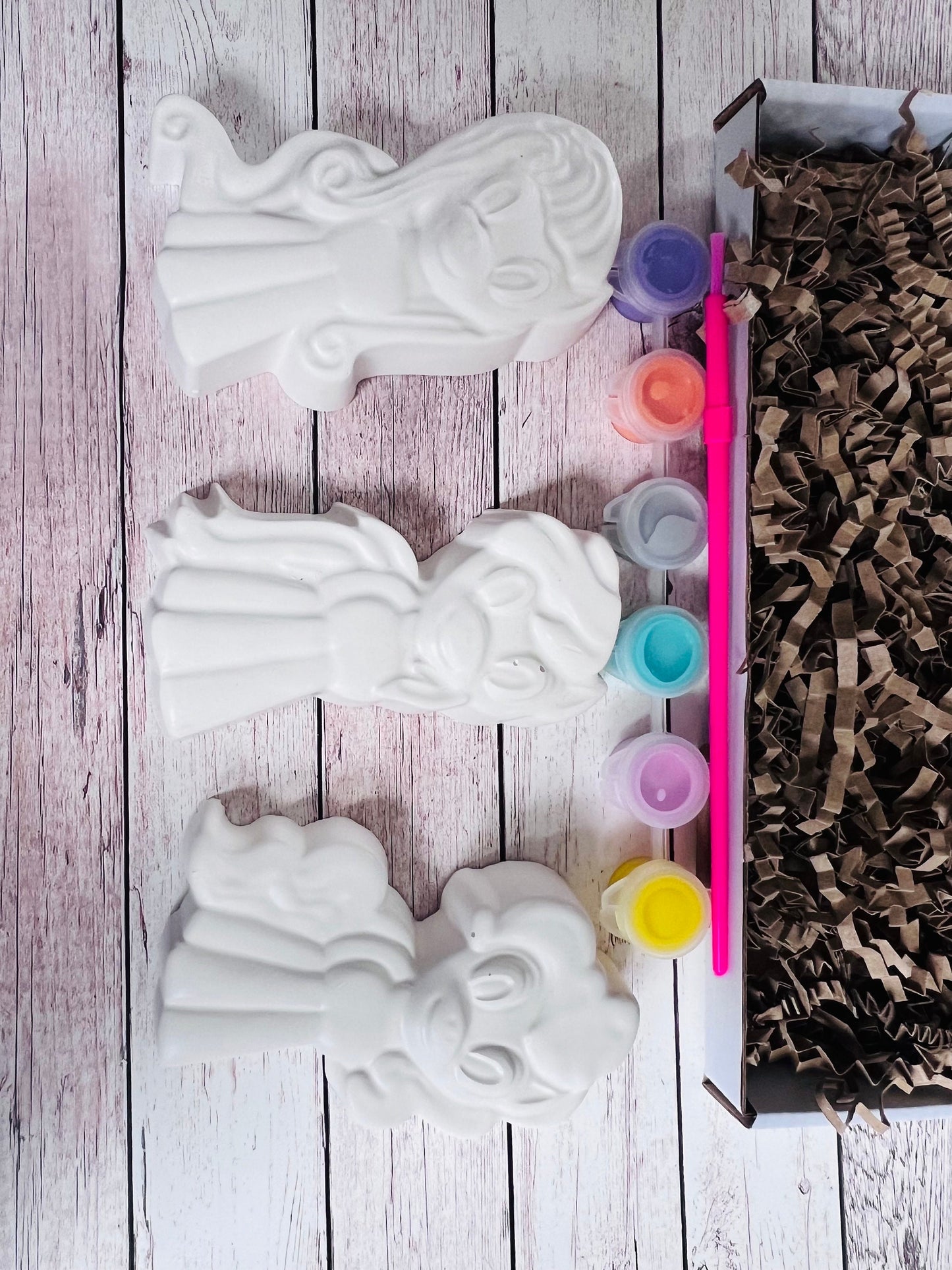Pony - Horse inspired plaster of paris craft box - Activity set - Room decoration - Childrens Gifts - Gifts - Paintable - Painting-