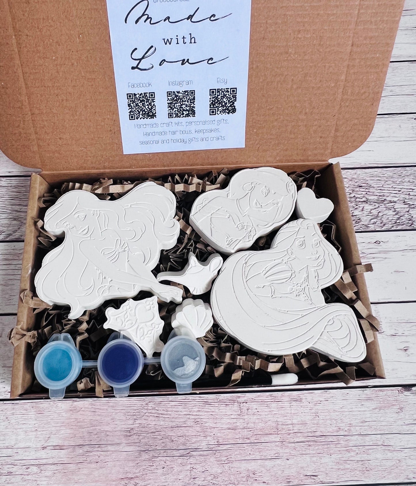 Magical Princess inspired plaster of paris craft box - Activity set - Room decoration - Childrens Gifts - Gifts - Paintable - Painting