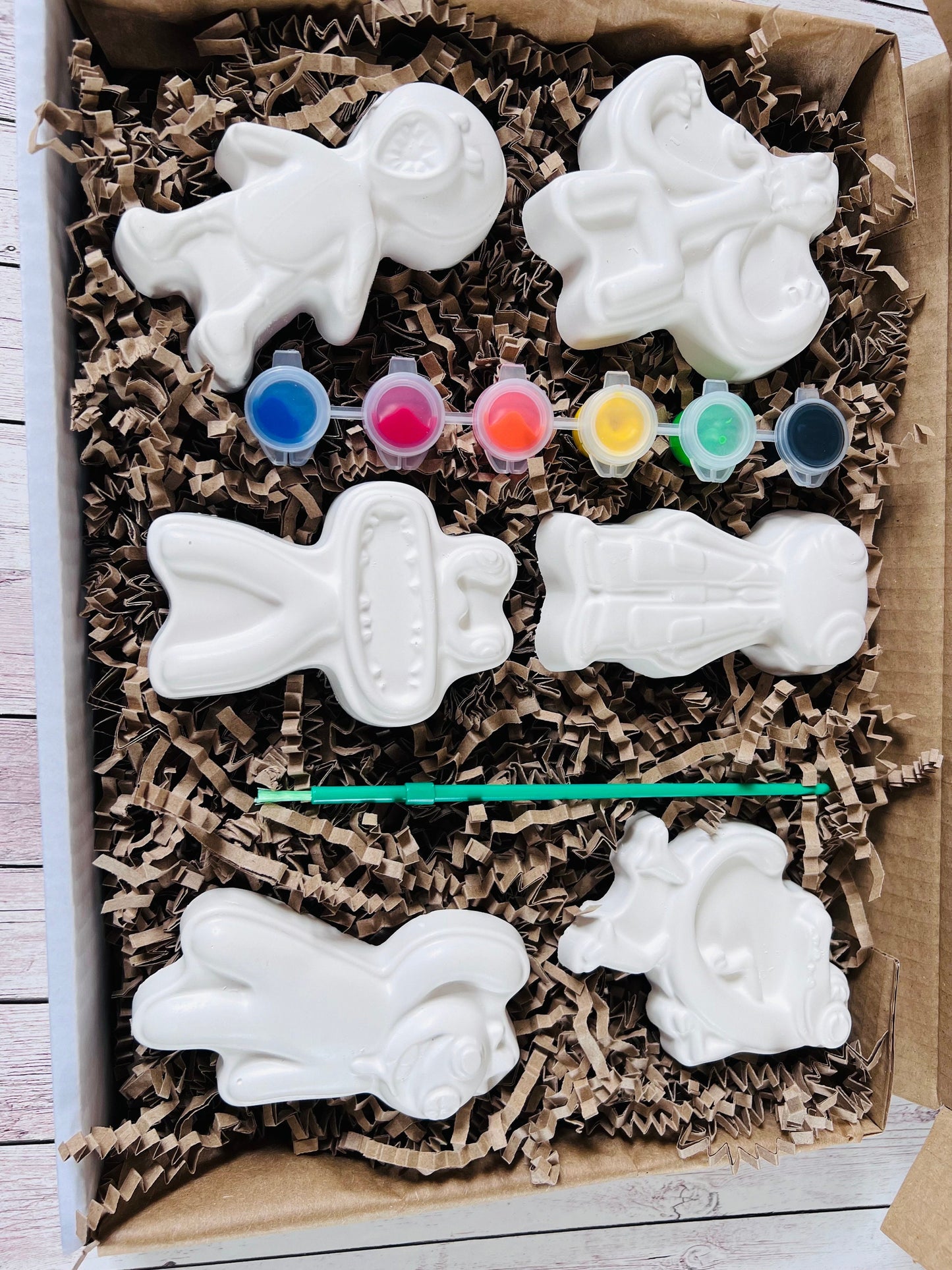 Rainbow inspired plaster of paris craft box - Activity set - Room decoration - Childrens Gifts - Gifts - Paintable - Painting