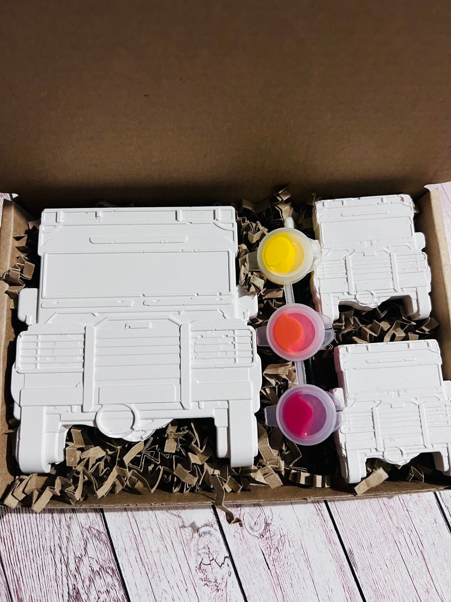 Offroad 4x4 plaster of Paris craft box - Activity set - Room decoration - Childrens Gifts - Gifts - Paintable - Painting - Car