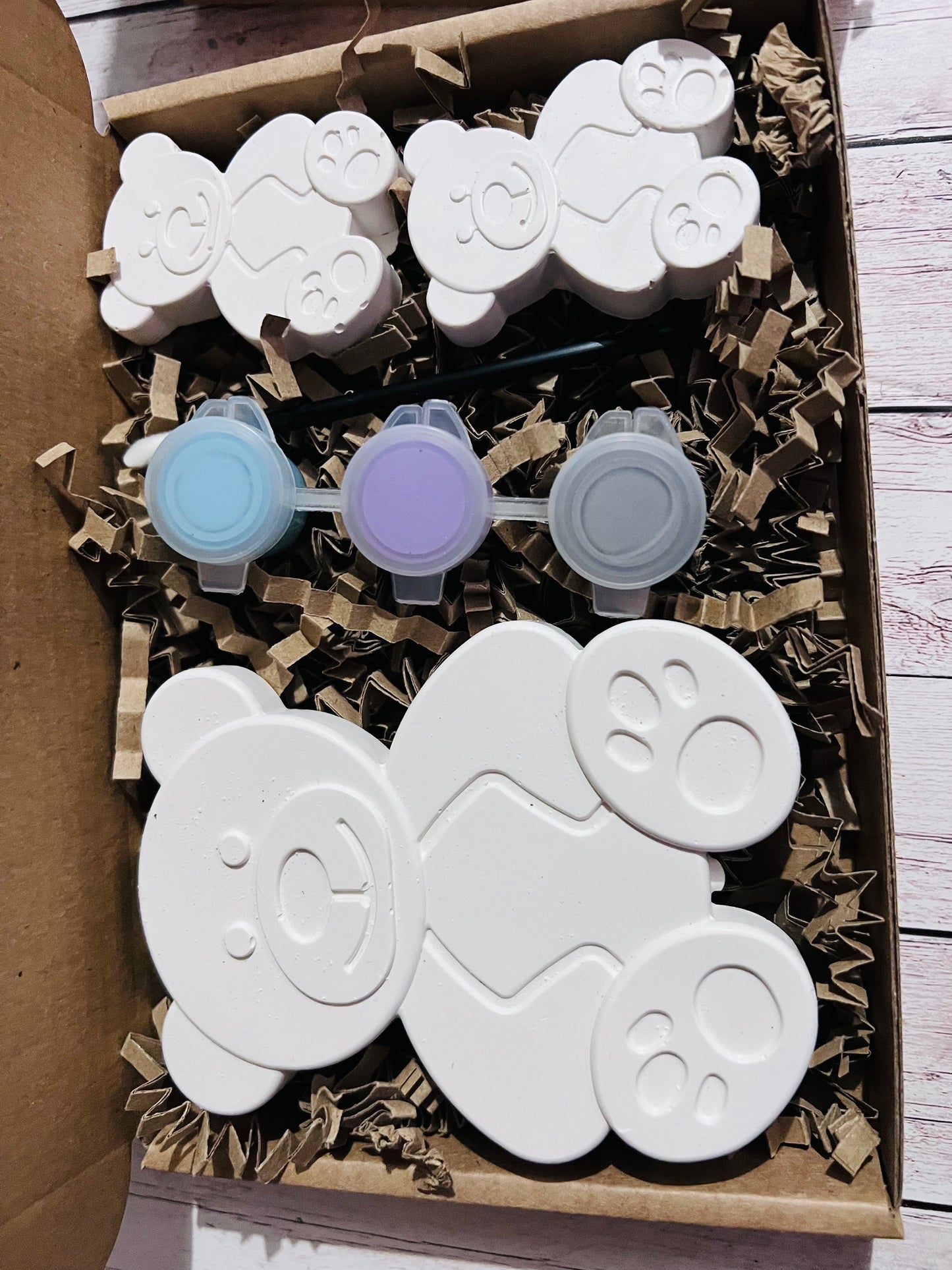 Bear plaster of Paris craft box - Activity set - Room decoration - Childrens Gifts - Gifts - Paintable - Painting