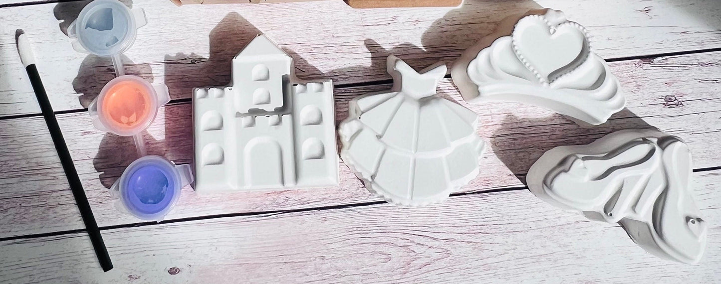 Princess castle inspired plaster of paris craft box - Activity set - Room decoration - Childrens Gifts - Gifts - Paintable - Painting