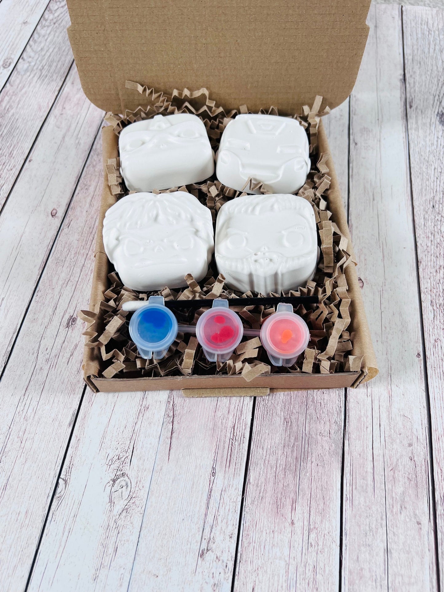 Mini marvel Heads themed plaster of paris craft box - Activity set - Room decoration - Childrens Gifts - Gift - Painting - Art kit - Craft