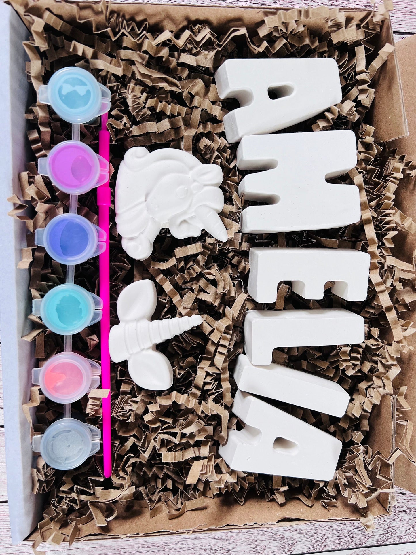 Paint your own name craft box with Unicorn - Activity set - Childrens Gifts - Gifts - Painting - Paintable - Personalised - letterbox