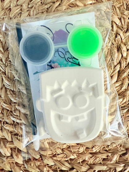 Paint your own Frankenstain Halloween themed craft box - Halloween decorations- Halloween ideas - Halloween crafts - children’s craft kits - children craft ideas - kids activities - paint your own figures - painting kit