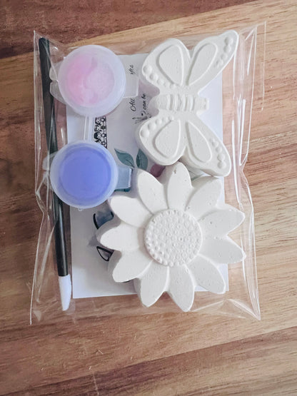 Paint your own plaster of Paris flower and butterfly - flowers - spring - Activity set - Childrens Gifts - Gift - Painting - Party favour - decor