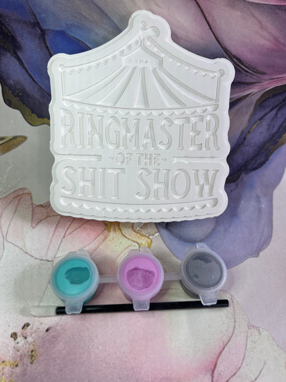 Ringmaster of the shit show inspired plaster of Paris decor - Activity set - Room decoration - Childrens Gifts - Gifts - Paintable - Painting