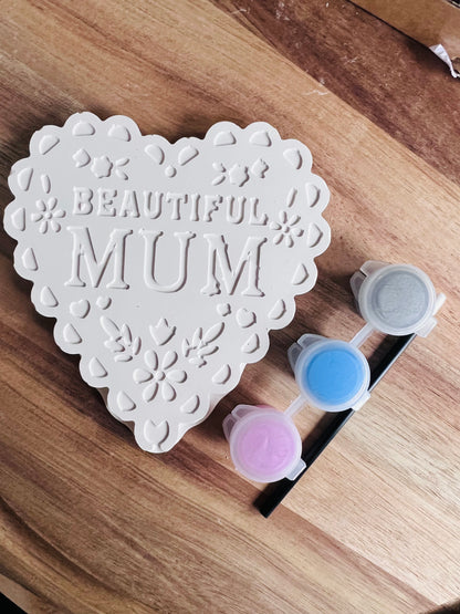 Beautiful mum heart decoration - paint your own plaster of paris craft box - Activity set - Room decoration - Childrens Gifts - Gifts - Paintable - Painting - art