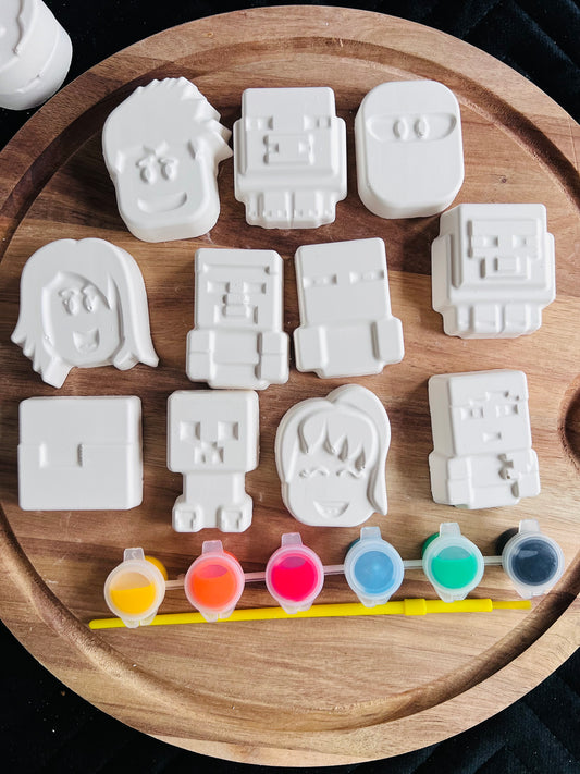 Mine craft paint your own plaster of paris craft box - Activity set - Room decoration - Childrens Gifts - Gifts - Paintable - Painting - art