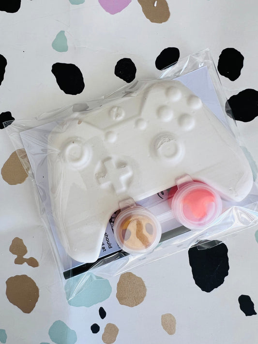 Paint your own controller  - Activity set - Room decoration - Childrens Gifts - Gifts - Paintable - Painting - Party