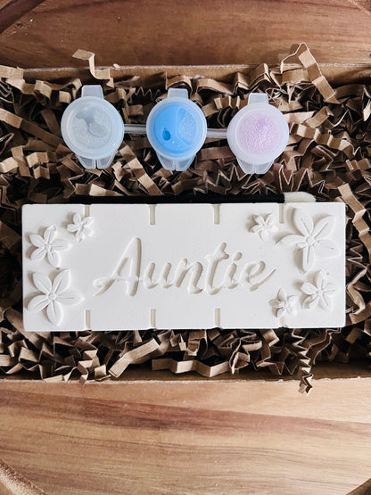 Best auntie decoration - paint your own plaster of paris craft box - Activity set - Room decoration - Childrens Gifts - Gifts - Paintable - Painting - art