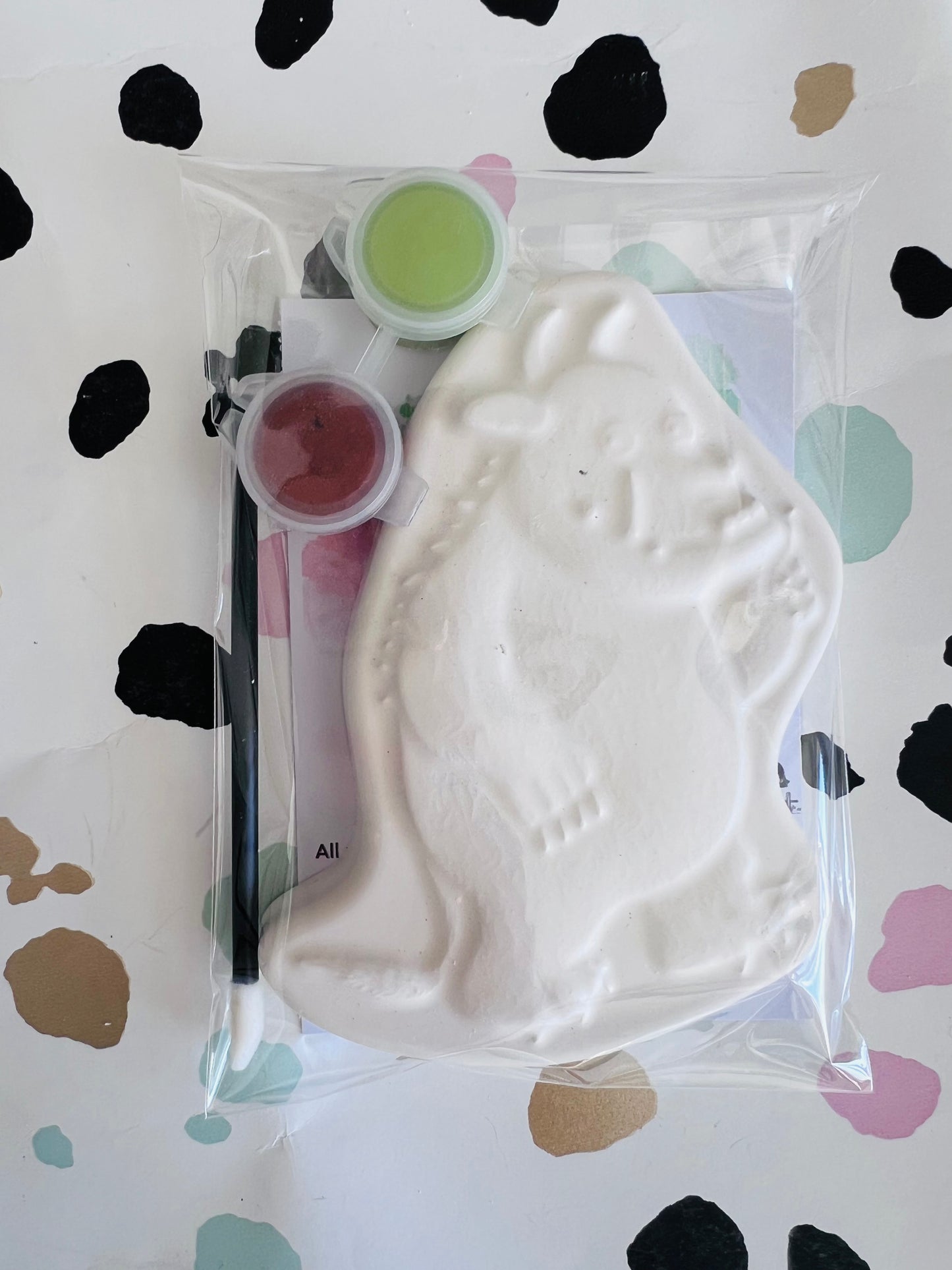 Paint your own gruffalo figure  - Activity set - Room decoration - Childrens Gifts - Gifts - Paintable - Painting - Party