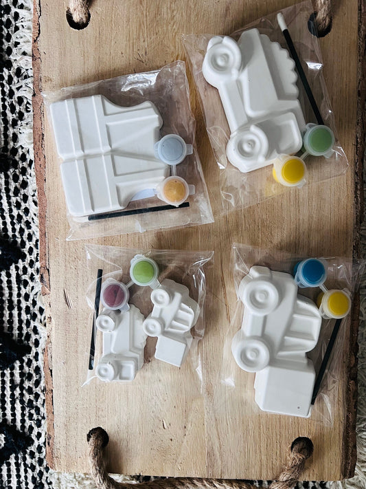 Paint your own plaster of Paris Construction - Activity set - Room decoration - Childrens Gifts - Gifts - Paintable - Painting - Lorry