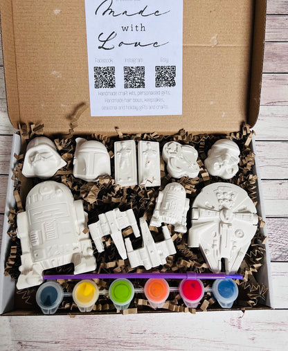 Star Wars inspired plaster of paris craft box  - Activity set - Room decoration - Childrens Gifts - Gifts - Paintable - Painting
