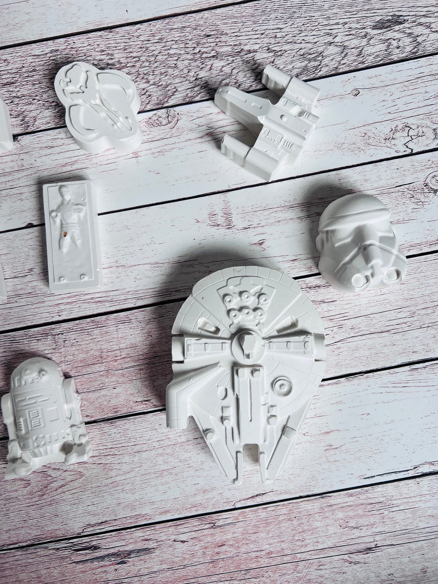 Star Wars inspired plaster of paris craft box  - Activity set - Room decoration - Childrens Gifts - Gifts - Paintable - Painting