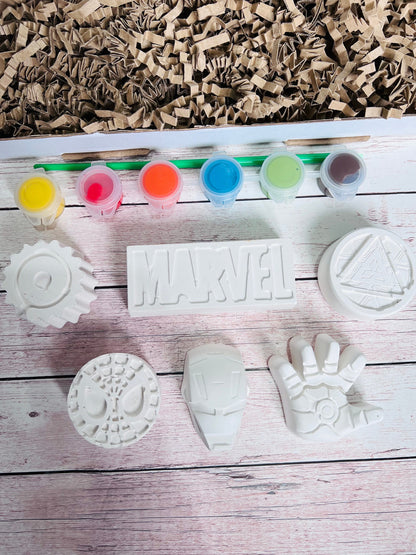 Marvel plaster of Paris craft box - Activity set - Room decoration - Childrens Gifts - Gifts - Paintable - Painting