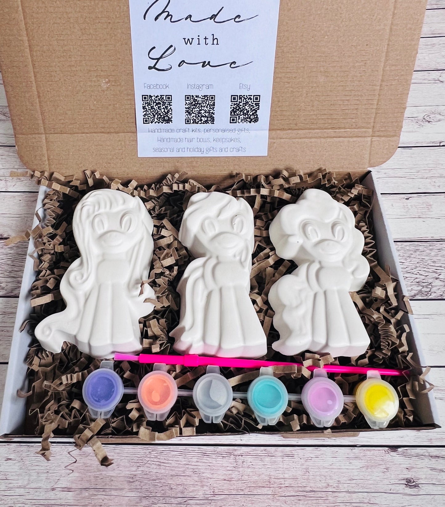 Pony - Horse inspired plaster of paris craft box  - Activity set - Room decoration - Childrens Gifts - Gifts - Paintable - Painting-