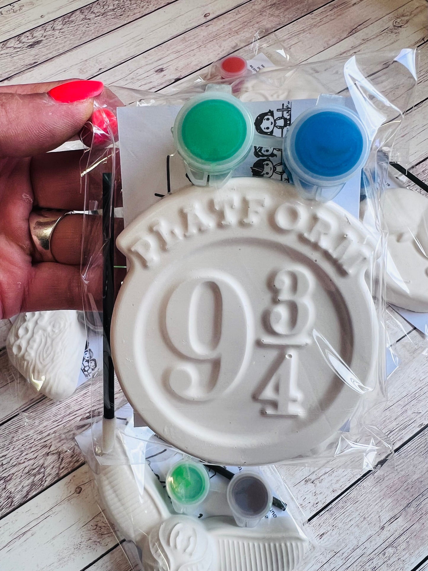 Paint your own Harry Potter  inspired plaster of Paris Figure - Activity set - Room decoration - Childrens Gifts - Gifts - Painting