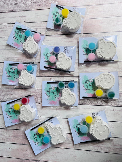 Paint your own plaster of Paris Pink Pig & friends mixed 1pc figure - Activity set - Childrens Gifts - Gift -  - Painting - Party favour