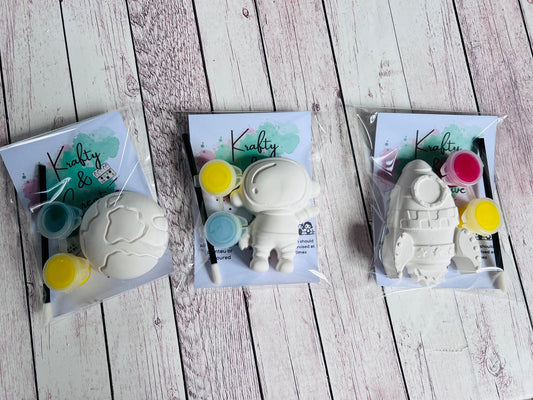 Paint your own plaster of Paris Space theme - Rocket - astronaut - Activity set - Childrens Gifts - Gift - Painting - Party favour - decor