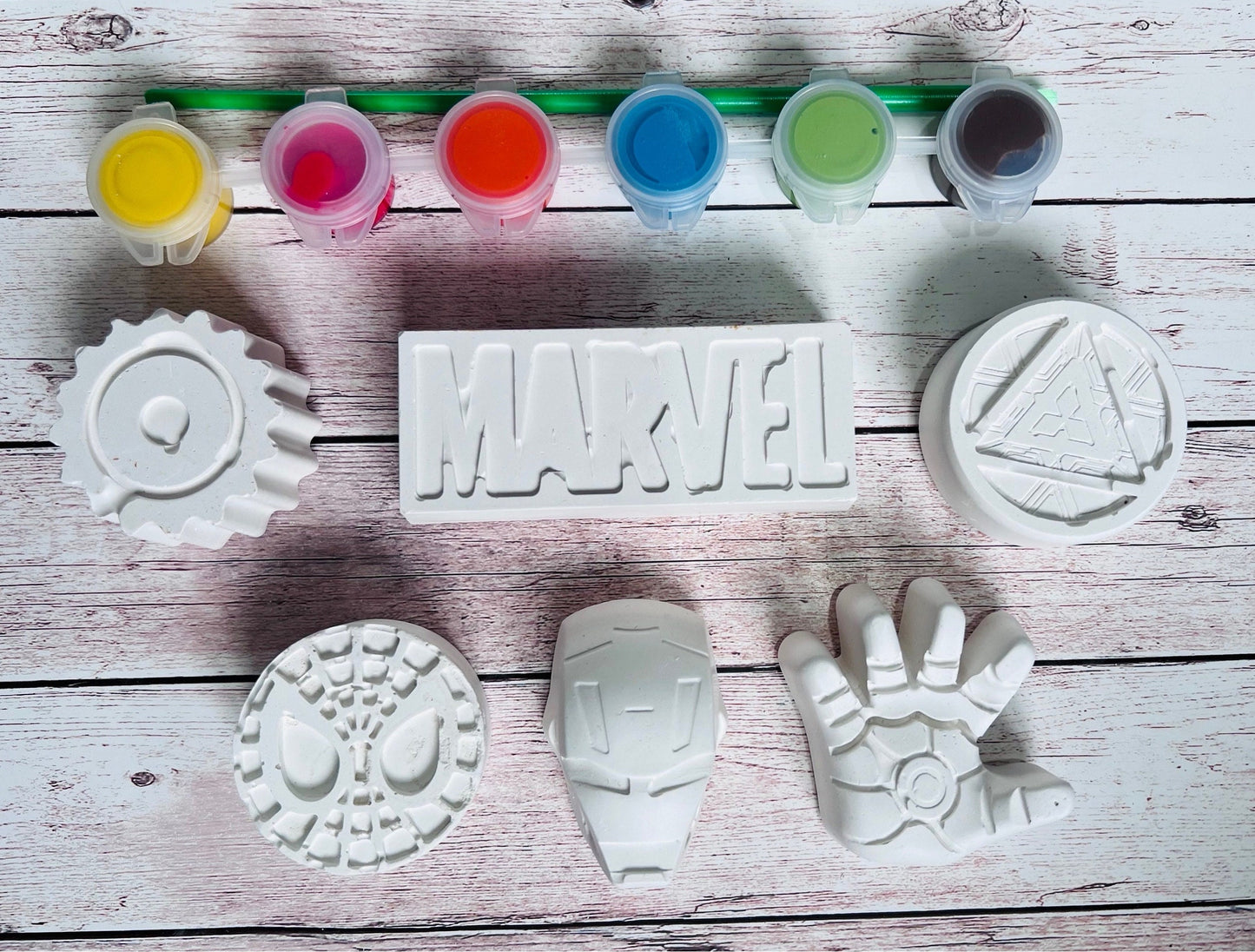 Marvel plaster of Paris craft box - Activity set - Room decoration - Childrens Gifts - Gifts - Paintable - Painting