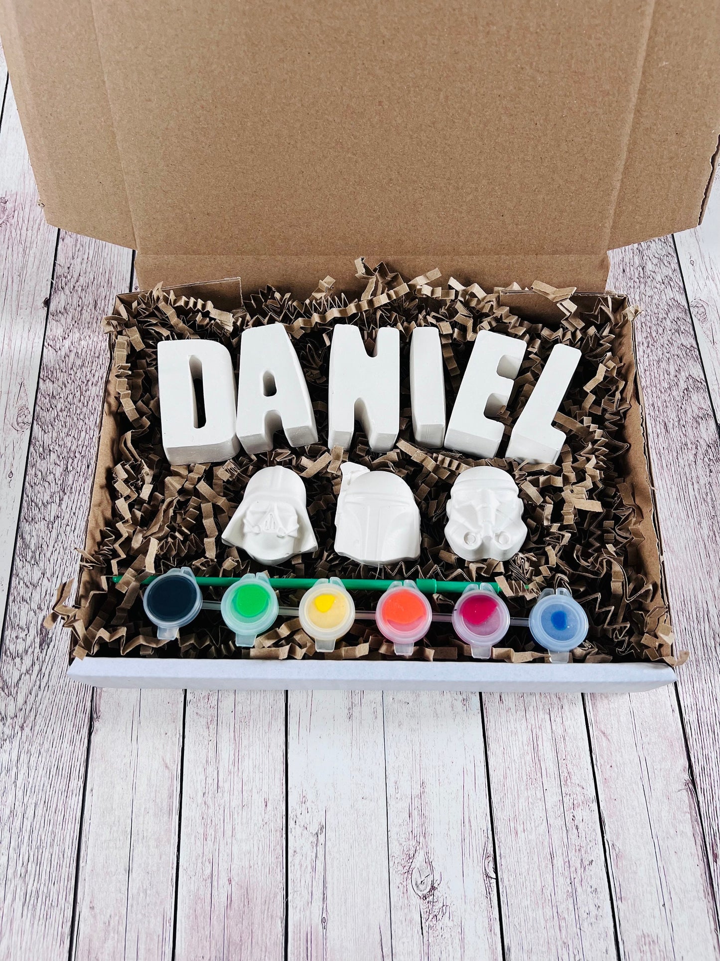 Paint your own name craft box with Starwars  - Activity set - Childrens Gifts - Gifts - Painting - Paintable - Personalised - letterbox