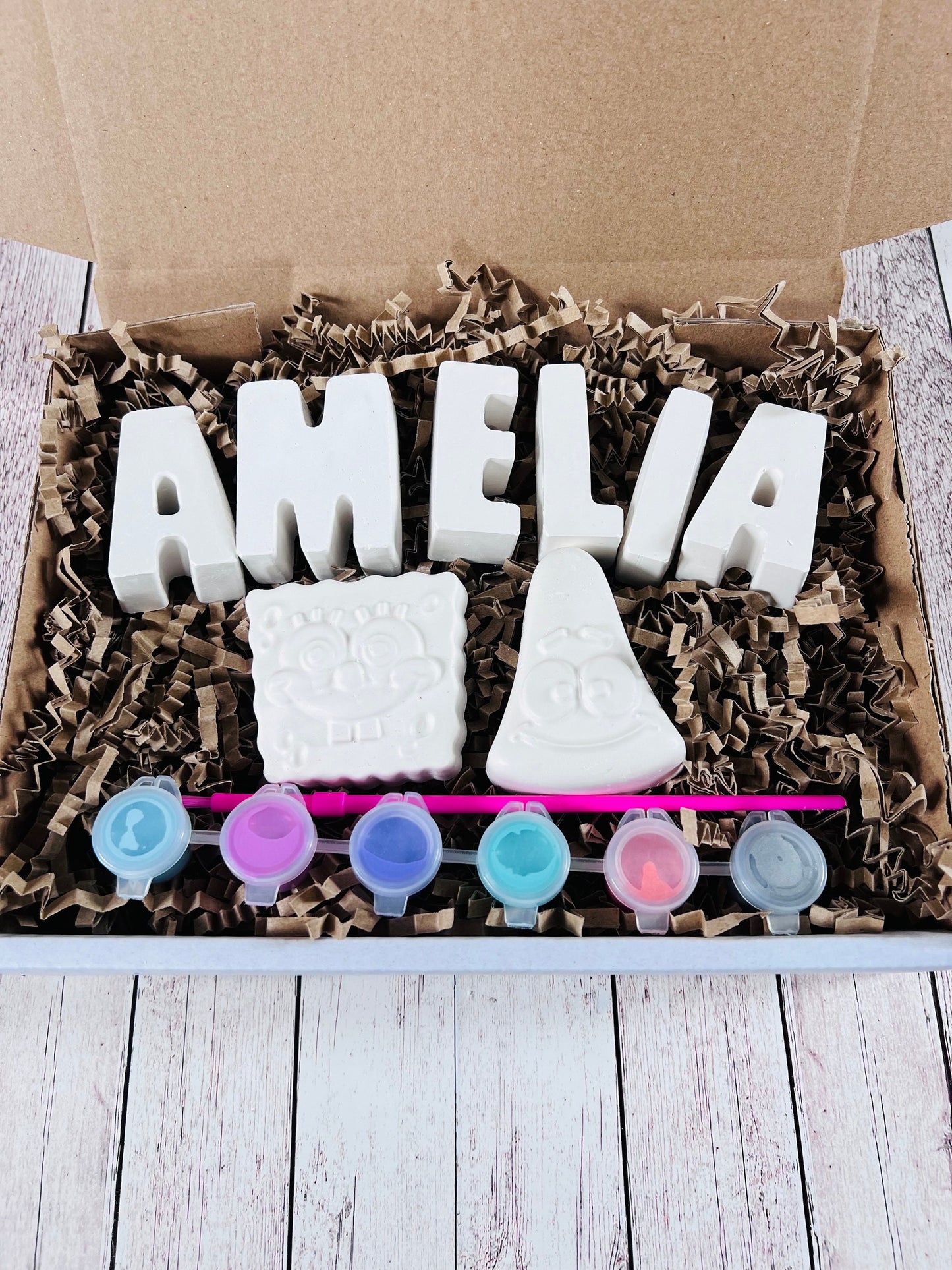 Paint your own name craft box with Sponge - Activity set - Childrens Gifts - Gifts - Painting - Paintable - Personalised