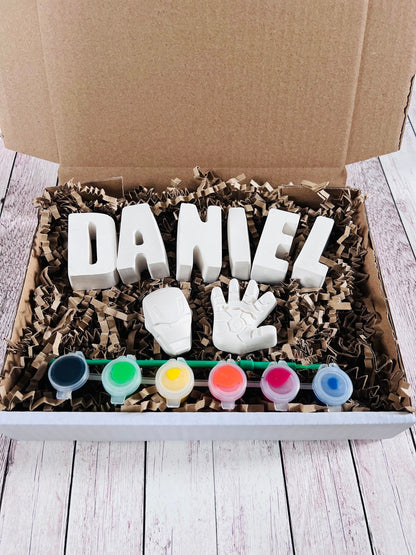 Paint your own name craft box with Marvel - Activity set - Childrens Gifts - Gifts - Painting - Paintable - Personalised - Lettbox gift