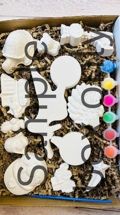 Paint your own plaster of Paris Wonky moulds box  - Activity set - Room decoration - Childrens Gifts - Gifts - Paintable - Painting