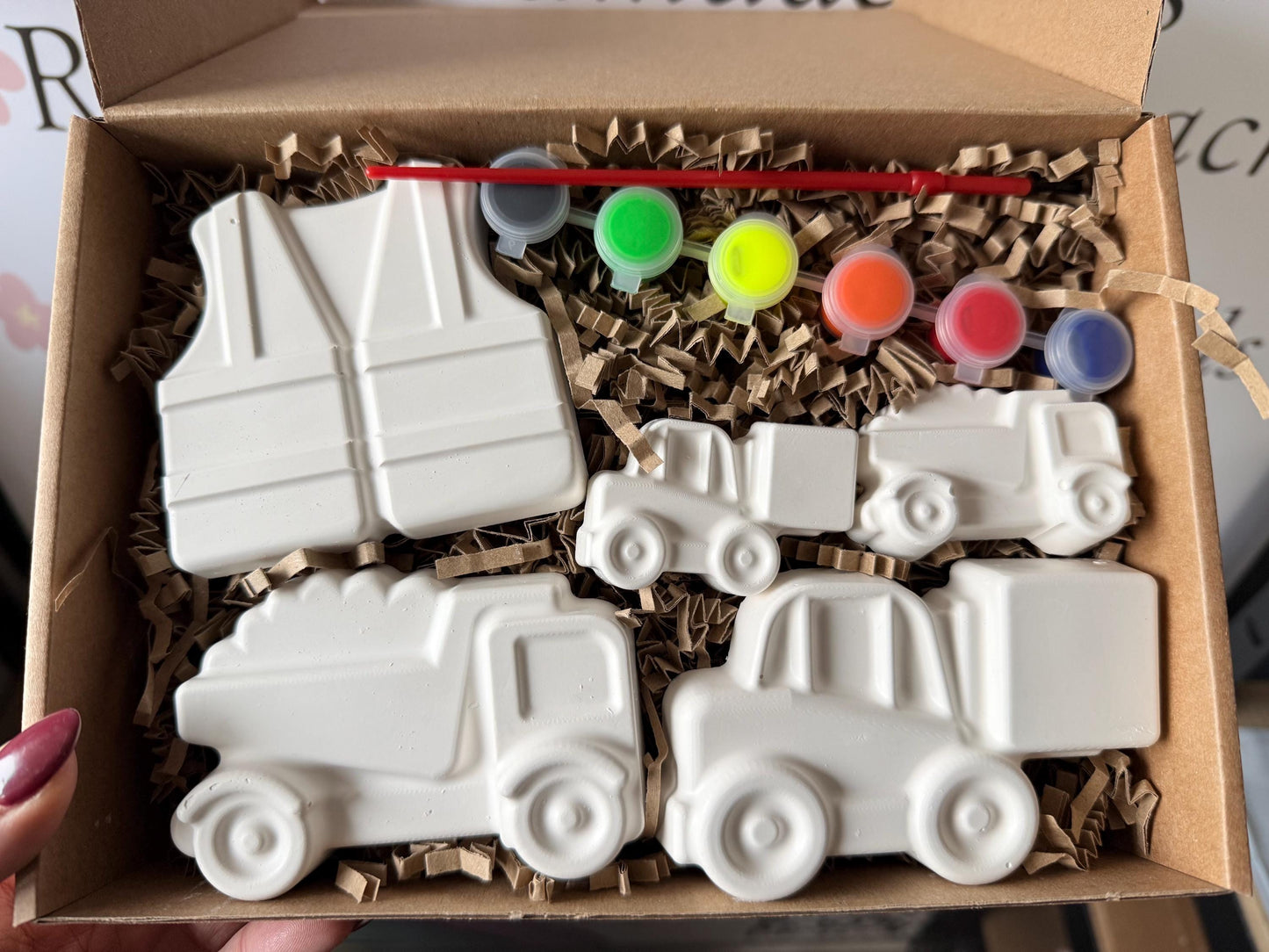 Construction Paint Your Own Craft Kit | Builder & Digger Painting Activity Box | Handmade Creative Gift