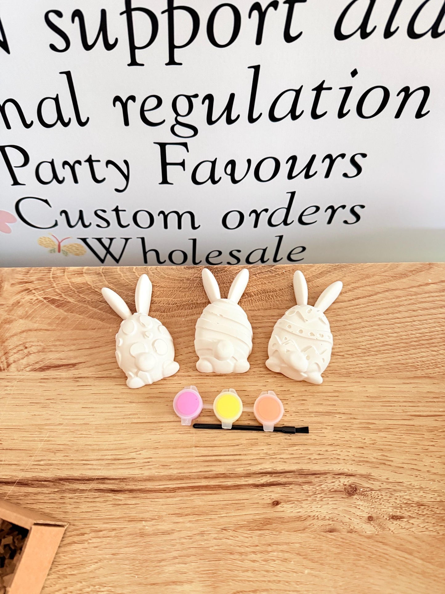 Easter Bunny Paint Your Own Craft Kit | 3 Piece Plaster Painting Box | Easter Egg Bunny Activity | Kids Easter Gift | A6 Letterbox Craft